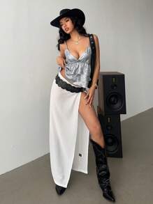 SHEIN Essnce Top corto de verano 2025 - Camisola con escote smock brillante metálico con volados en el ruedo, atuendo listo para festivales y ropa de playa casual para mujeres, blusas de verano para mujer, ropa de vacaciones para mujer, para festivales musicales