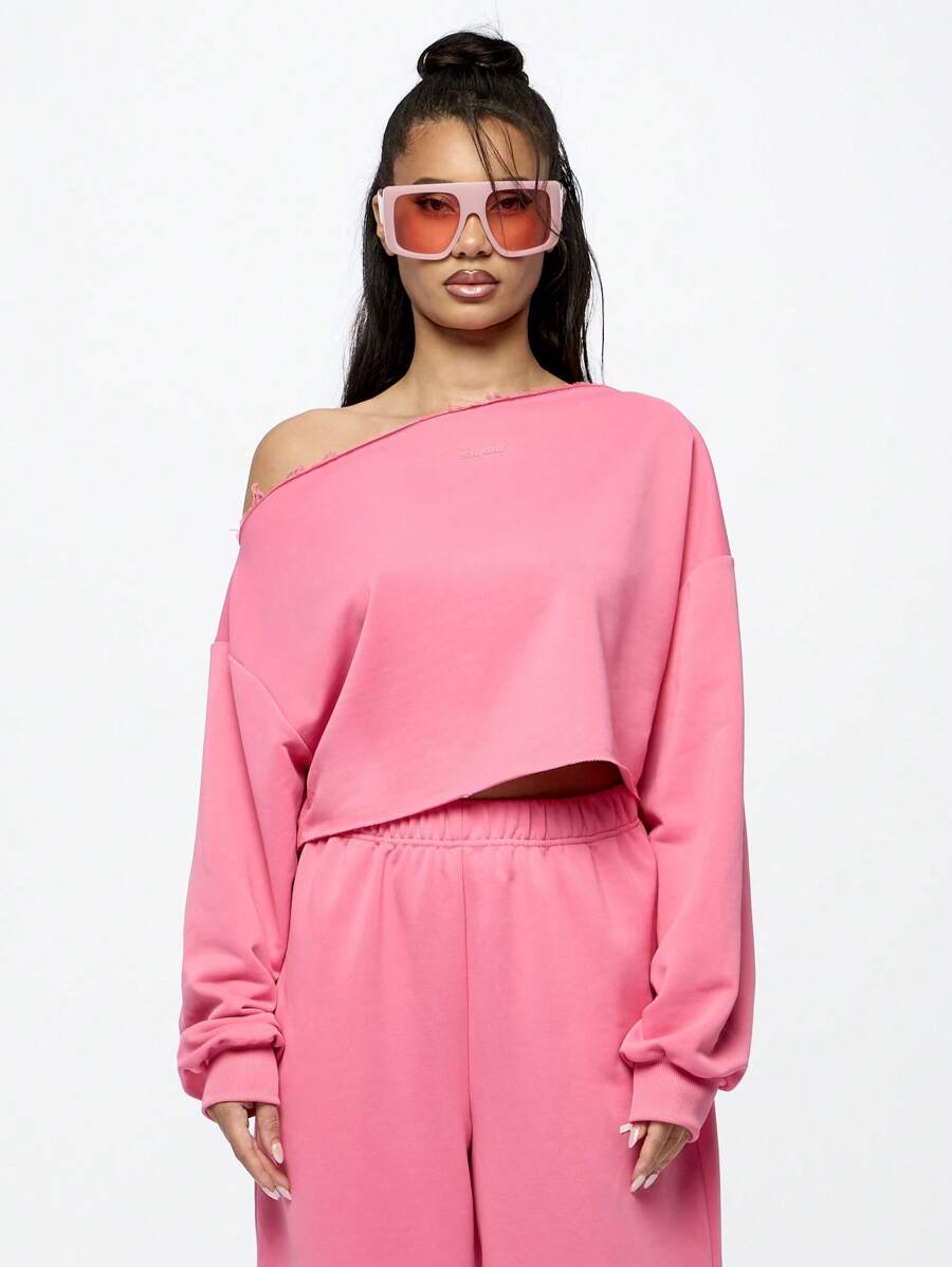 SUMWON WOMEN Off Shoulder Cropped Sweatshirt Oversized Loungewear Athleisure Casual Long Sleeve Top Fall Winter Fashion Streetwear Cozy Sporty Athletic Workout Apparel - Pink - View 1