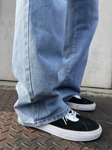 Manfinity Hypemode Men's Zipper Pocket Wide Leg Jeans - Light Wash - View 3