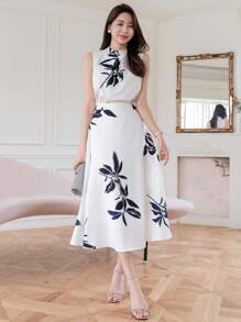 DAZY Women's Tropical Plant Print 2-Piece Set Chiffon Halter Top And A-Line Skirt - White - View 1