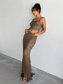 Aloruh Women's Spring/Summer Vacation Romantic St. Patrick's Day Lace Spaghetti Strap Ruffle Tank And Asymmetrical Ruffle Hem Bodycon Skirt 2 Pieces Set - Dark Green - View 4