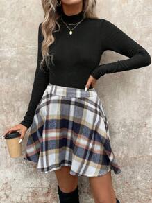 SHEIN LUNE Conjunto de invierno cálido de 2 piezas para mujer: Top de cuello alto de manga larga multicolor informal y elegante, y falda plisada de cintura alta de lana a cuadros retro