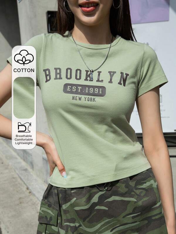 DAZY Camiseta de cuello redondo con gráfico de letra de verano, Tops cortos para mujeres