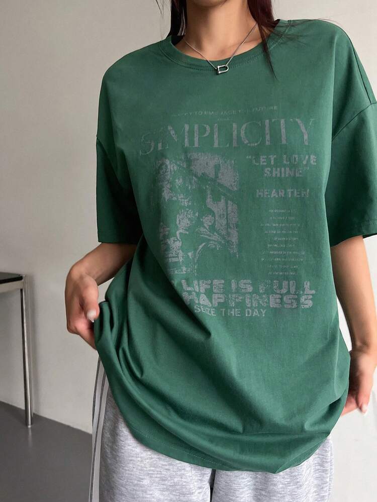 Women's Summer Loose Fit Slogan Print T-Shirt With Round Neckline And Dropped Shoulders Graphic Tee Oversized T-Shirt