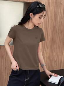 DAZY 女士休闲纯色刺绣爱心短袖T恤夏季，商务休闲女装 - 咖啡棕 - 查看 3