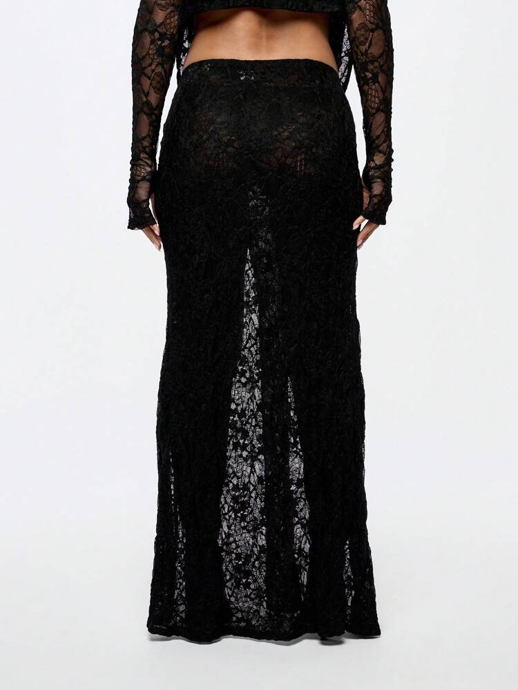 SUMWON WOMEN Elegant Lace Double Front Slit Maxi Skirt