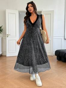SHEIN EZwear Plus Size Summer Leopard Print Mesh & Contrast Lace Dress - Grey - View 4