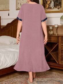 SHEIN 佩斯利复古印花拼布简约优雅舒适柔软机织面料大码休闲中长睡袍，粉色，Moo Moo - 粉色 - 查看 2