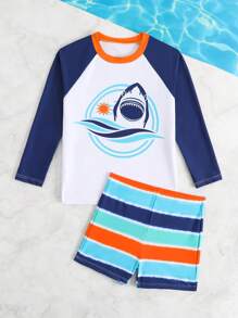 Young Boy Shark Print Raglan Sleeve Top And Swim Trunks 2pcs Swimsuit Set, Summer Beach - Multicolor - View 5