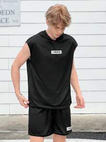 SHEIN 青少年男孩寬鬆運動連帽上衣和短褲套裝，印有字母印花