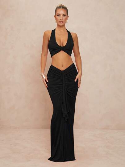 Lumalex 2 件套女士深 U 领扭纹吊带上衣和褶皱腰喇叭短裤套装