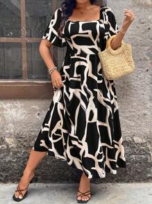 SHEIN Clasi 女士方领喇叭袖荷叶边下摆褶皱收腰花卉印花超长沙滩裙 - 黑色 - 查看 3