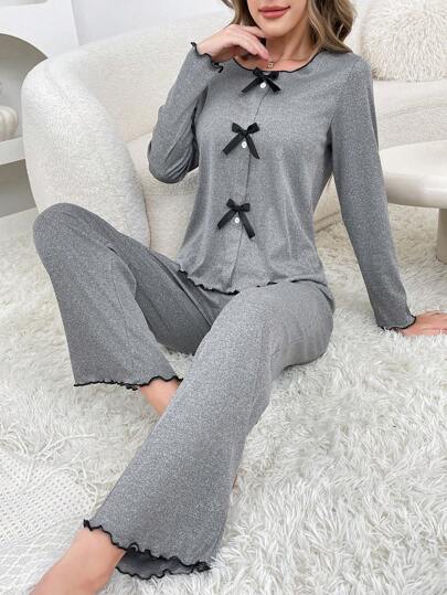 2 件女式罗纹蝴蝶结长袖上衣和裤子睡衣套装