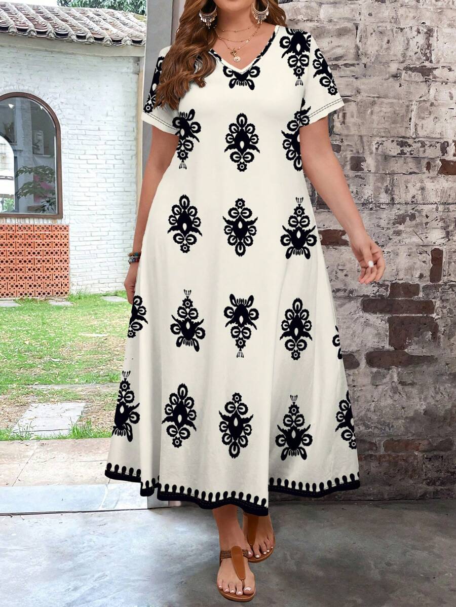 EMERY ROSE Versatile Casual Retro Floral Printed Loose Plus Size Women V-Neck Short Sleeve Dress, Suitable For Summer Suitable For Going Out Chic Dress,Flower/Vacation/Spring - Black and White - View 1