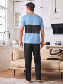 CoupledUp 2 件套男士休闲字母印花拼布睡衣套装，情侣家居服 - 彩色 - 查看 4