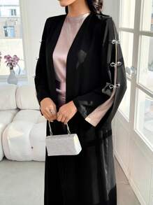 Al Najma Bata abaya modesta con panel de contraste, mangas acampanadas y adorno de cristal - Negro - Ver 6