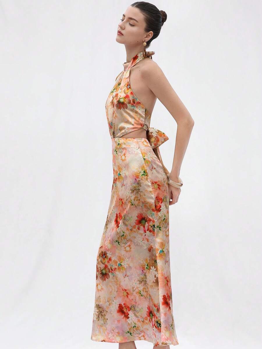 Aveloria 水彩花卉印花缎面浪漫优雅露背吊带镂空腰部设计女式连衣裙波西米亚风度假时尚风格全身印花夏季