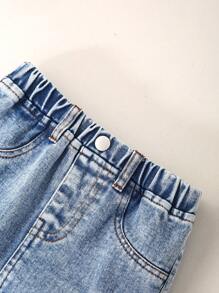 SHEIN Playful Pals 女婴休闲水洗牛仔紧身长裙，带侧袋，简约百搭风格，适合日常穿着 - 淺色水洗藍 - 查看 7