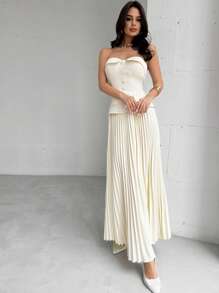 Firerie Women Elegant Commute Tube Top And Pleated Skirt 2 Pieces Set, Minimalist Commute 2 Pieces Outfit, Pleated Skirt Two Pieces Set, Apricot Color Skirt Two Pieces Suit, Teacher Set, Commuter Two Pieces Suit, Commuter, Elegant, Teacher's Day Clothing, Commuter Party, Work Two Pieces Set, Wedding Two Pieces Set, Suitable For Commuting, Daily Wear, Spring /Summer