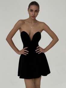 Aloruh Solid Color Deep V-Neck Backless Umbrella Hem Short Dress Wedding Guest Dress Women Bridal Shower Dress Elegant Modest Wedding Anniversary Bridesmaid Party Date Sexy, Graduation Dress Summer Summer Dress Summer Dresses For Women Floral Dress Floral Dresses For Women Summer Outfits Summer Clothes Summer Outfits For Women Summer Holiday Outfits Valentine's Day Valentine Outfits For Women Valentine - Black - View 8