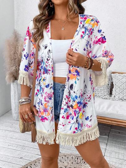 SHEIN LUNE Plus Size Women Valentine's Day Floral Print Patchwork Lace Trim Regular Fit 3/4 Sleeve Cardigan Jacket, Summer Outfits For Women, St. Patrick's Day Rave Outfits, Festival Spring Break Outfits, Boho