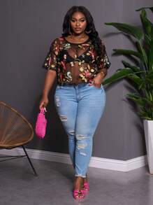 SHEIN CURVE+ 大码女式花卉刺绣时尚休闲宽松透明短袖衬衫，适合波西米亚风度假 - 彩色 - 查看 7