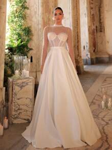 Glamrae Elegantes luxuriöses cremefarbenes Satin-Ballkleid mit Puffärmeln, wehendem Saum und Schleppe, geeignet für Hochzeit, Party, Urlaub, Ballkleid - Beige - Übersicht 3