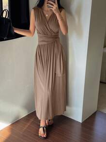 DAZY Đầm dài nữ cổ chữ V không tay, thắt eo, kiểu dáng thanh lịch mùa hè, trang phục công sở nữ, đầm maxi dự tiệc. - màu nâu - Xem 4