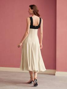 MOTF PREMIUM 方领拼色贴花长裙，情人节装 - 杏色 - 查看 5