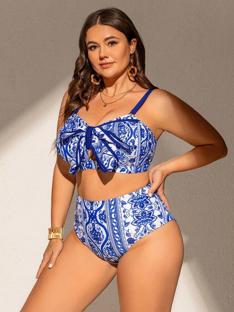 SHEIN Swim Curve 大码女式 3 件套随机印花镂空前部海滩泳池泳装套装，假日休闲风格 - 彩色 - 查看 3