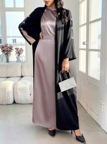 Al Najma Bata abaya modesta con panel de contraste, mangas acampanadas y adorno de cristal - Negro - Ver 5