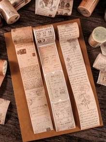 1 件复古邮票诗歌集和纸胶带贴纸适用于创意 DIY 剪贴簿、信封和袋子密封装饰剪贴簿用品剪贴簿用品教室返校