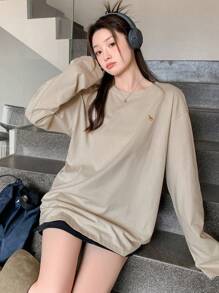 DAZY Áo thun hở vai họa tiết hoạt hình, Quần áo nữ mùa thu - Màu be - Xem 3