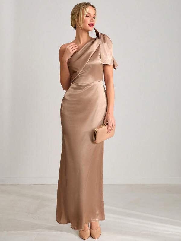 CLARA VERO Chimpagne Color Tie Detail Satin Dress