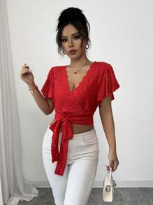 Calvaya Vrouwen Elegante Rode Kant Criscross V-hals Strik Voorkant Ruffle Mouw Blouse Top