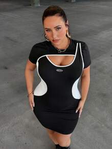 SHEIN EZwear Váy hở vai màu sắc cho nữ cỡ lớn có chữ trang trí vá cho mùa hè - Đen và trắng - Xem 1