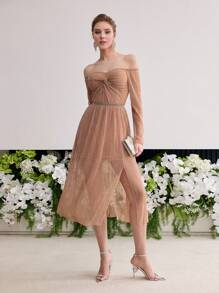 MOTF Soiréza 扭纹开衩侧露肩连衣裙