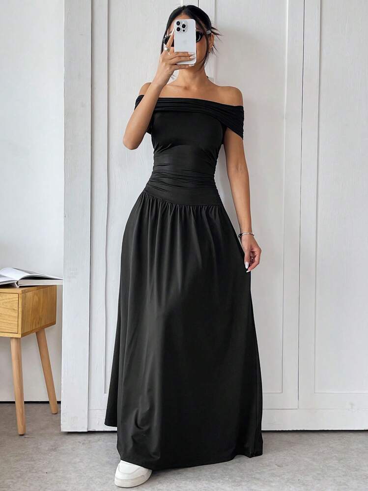 SHEIN EZwear فستان طويل بطراز غربي محبوك بخصر منقوش وكتف مكشوفة، صيفي - الأسود - مشاهدة 4