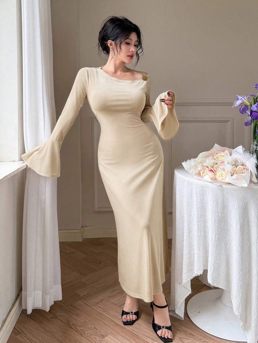 DAZY 优雅不对称领口喇叭袖连衣裙，女士舞会礼服，秋季服装长袖连衣裙 - 米色 - 查看 1