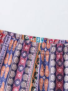 SHEIN LUNE Plus Size Women High Stretch Comfortable Paisley Striped Print Flare Pants, Bohemian Resort, Spring/Summer Womenswear, Plus Size Women Pants - Multicolor - View 5