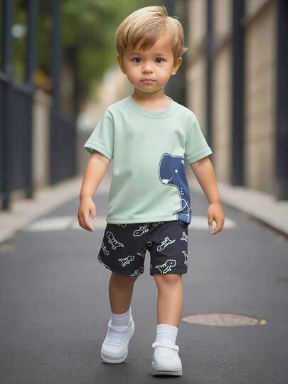 SHEIN Ung pojke Tecknad Dinosaurie Tee Med Track Shorts Pojkar Dinosaurie Clothesbaby Pojke Kort Setsocket Baby Boys Set