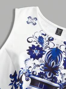 SHEIN Clasi Spring/Summer Plus Size Women Sleeveless Gathered Waist Flared Hem Dress With Pockets, Blue & White Floral Print, Elegant Daily Wear - Blue and White - View 3