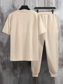 Manfinity Homme Męski zestaw T-shirt i spodnie, minimalistyczny i modny, odpowiedni na lato - Kolor khaki - Zobacz 2