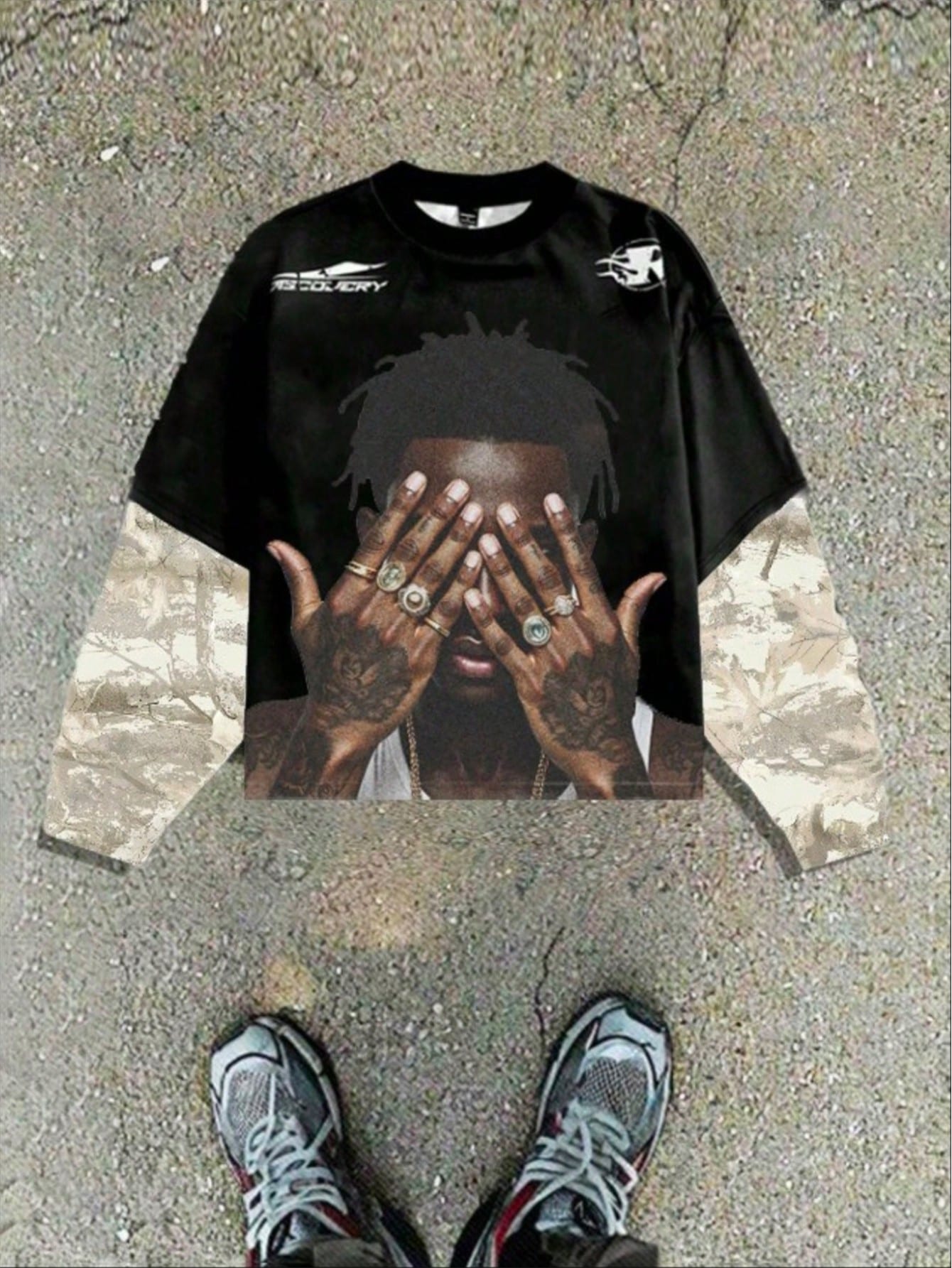 SHEIN Manfinity Dauomo Men's Figure Print Crew Neck Loose Casual Long Sleeve T-Shirt With 2 In 1 Design