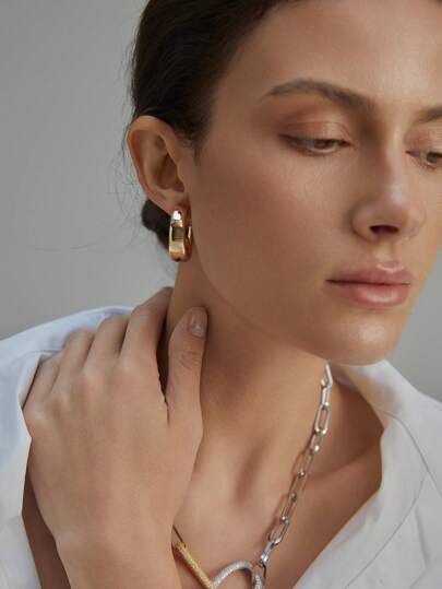 CHICVUE 1 Pair Fashionable Minimalist Metal Hoop Clip On Earrings, Suitable For Women Without Pierced Ears, Everyday Wear Christmas Winter Christmas Gifts