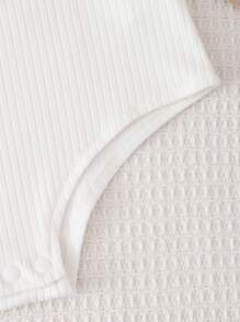 SHEIN 3pcs/Set Young Girls Short Cap Sleeve Bowknot Ribbed Snap Button Bodysuit - Multicolor - View 5