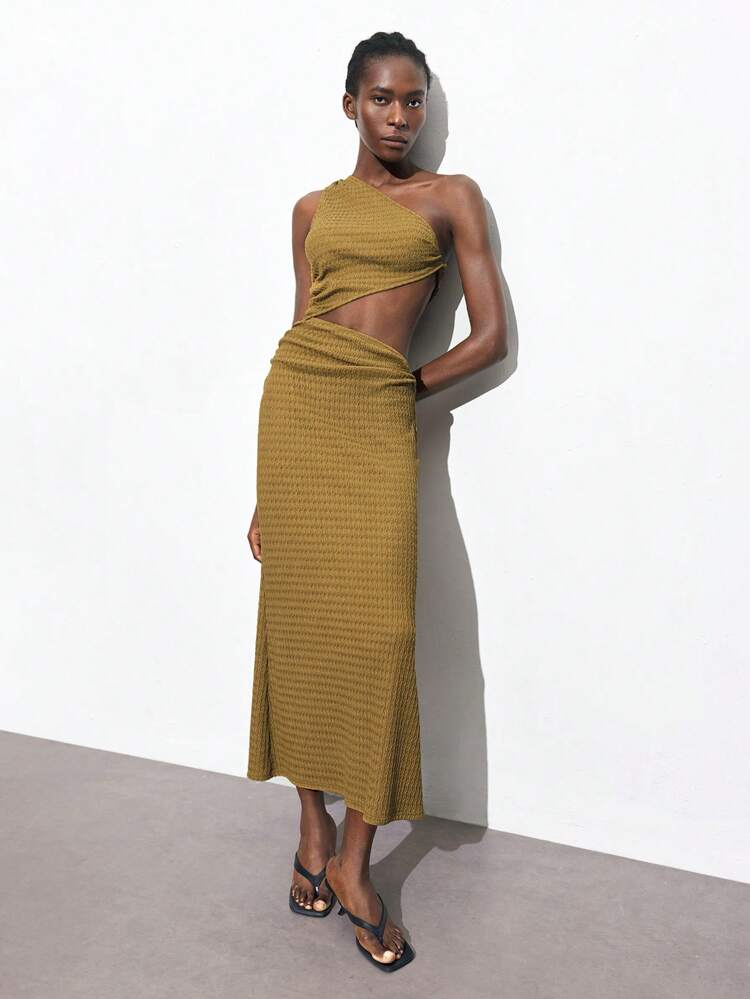 SHEIN Maija 2025 New Asymmetrical Cut-Out Waist Asymmetric Shoulder Slit Side Romantic Urban Resort Vacation Casual Dress, Suitable For Festivals, Weddings, Parties, Graduation, St. Patrick's Day, Spring Break, Easter,Autumn Clothes For Women