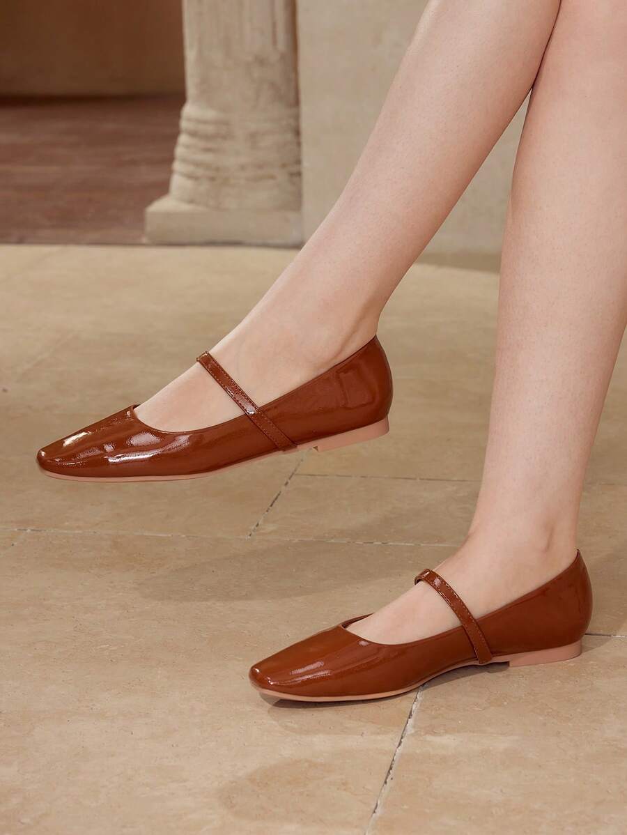 MOTF PREMIUM COMFORTABLE SIMPLE CASUAL WOMEN FLAT SHOES SPRING SHOES SPRING BREAK EASTER - Brown - View 2