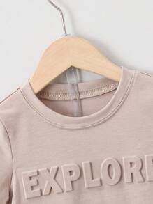 SHEIN Young Boy Loose And Comfortable T-Shirt & Shorts Set, Casual And Cute Style, Suitable For School, Party, Outing, And Sports. Perfect For 4-7-Year-Old Boys. Kids Two Pieces Set - Khaki - View 4