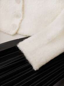 EURMUSE Women Round Neck Button Front Cozy Knit Half Sleeve Cardigan